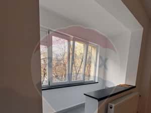 Prima închiriere -2 camere renovat complet, mobilier nou — miniatura 4