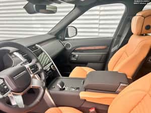 Land Rover Discovery 3.0D I6 249 CP AWD Auto MHEV Dynamic HSE — miniatura 6