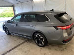 Volkswagen Passat Break Diesel 2025 — miniatura 3