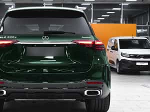 Mercedes-Benz GLE 400 hibrid, 2630 km, 2025 — miniatura 2