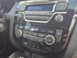 Nissan Qashqai / 2015 / 1.2 Benzină 115cp / Euro5 / Clima / Jante 18 / Pilot / Carlig — miniatura 6