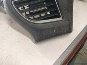 Guri Ventilatie Stanga Fata Toyota Corolla 1.3 I 2015 Oem 5566002230 — miniatura 3