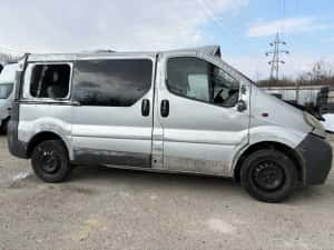 Capota Aripa Bara Far Trager OPEL VIVARO BUS 1.9 DTI 8+1 locuri 2006 — miniatura 2