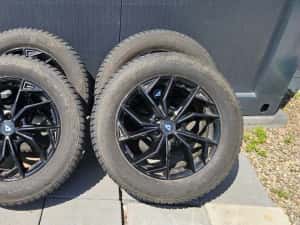 Jante Aliaj ALUTEC pt VOLVO XC60 + Cauciucuri M+S 235 / 60 / R18