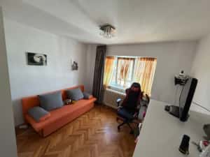 Apartament 3 camere, decomandat - zona Cetate — miniatura 5