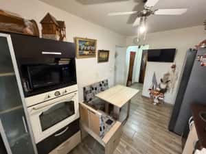 Apartament 3 camere, decomandat - zona Cetate — miniatura 10