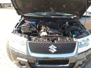 Suzuki Grand Vitara 4x4, an 2011, motor diesel 1.9 DDiS — miniatura 4