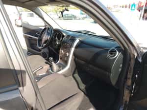 Suzuki Grand Vitara 4x4, an 2011, motor diesel 1.9 DDiS — miniatura 5
