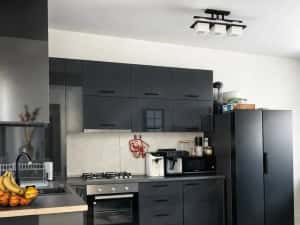 Apartament 3 camere. Terasa 20 mp. Decomandat. Etaj 2. Mobilat. Zona Penny. — miniatura 3