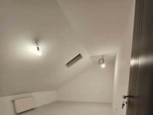 Apartament decomandat 2 camere mobilate + 2 camere nemobilate mansarda — miniatura 6