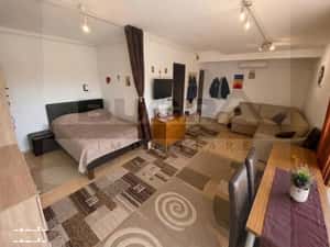 Apartament, 40mp, parcare, etaj intermediar, terasa 25mp, zona Petrom — miniatura 3