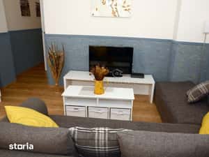 Apartament 2 camere, parcare, zona Centru — miniatura 5
