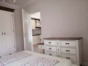 Apartament de lux pentru oameni de afaceri, amenajat și mobilat, 2 camerecu loc de parcare Piața 700 — miniatura 5