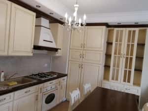 Apartament de lux pentru oameni de afaceri, amenajat și mobilat, 2 camerecu loc de parcare Piața 700 — miniatura 7