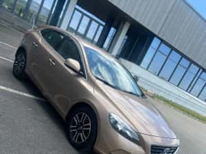 Volvo V40 D4 2014 euro5 2.0 190CP — miniatura 2