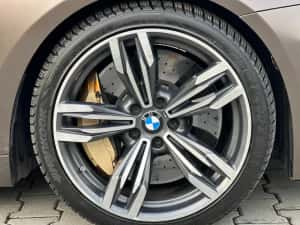 Bmw, m6 4,4 L V8 — miniatura 4