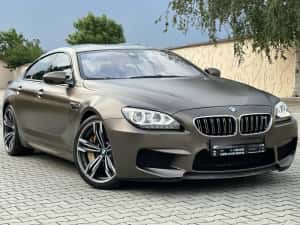 Bmw, m6 4,4 L V8 — miniatura 8