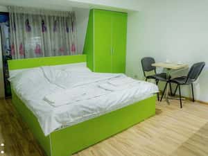 Inchiriez garsoniera sector 3 linga auchan titan