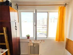 OFERTA! 2 CAMERE la pret de garsoniera. Zona Tractorul, Coresi — miniatura 4