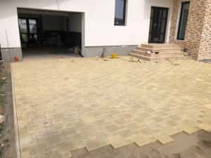 Fabrica de pavaj, pavele, borduri, coame gard pentru gradina
