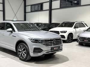 Volkswagen Touareg 4X4 Automată 340 HP Hibrid (B/E) — miniatura 3