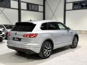 Volkswagen Touareg 4X4 Automată 340 HP Hibrid (B/E) — miniatura 4