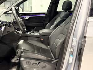 Volkswagen Touareg 4X4 Automată 340 HP Hibrid (B/E) — miniatura 5