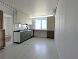 Apartament 2 camere, balcon, gata de utilizare — miniatura 2