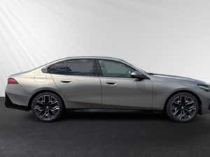 BMW 520 Berlină 2025, 57.505 EUR — miniatura 2
