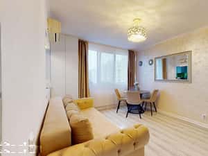 Apartament 4 camere superb Plaza