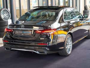 Mercedes-Benz E 300, 2021, 124.119 km, Hibrid — miniatura 4