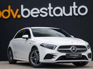 Mercedes-Benz A 250 e AMG Line Automată 218 HP Hibrid