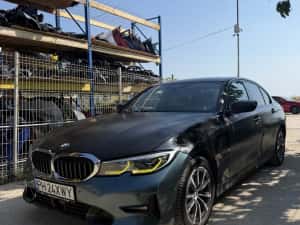 BMW seria 3 G20 330E 2021 PLUG IN HIBRID usor avariate / avariat / lovit / lovite