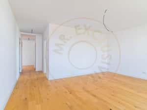 Apartament 3 camere Sisesti - vedere catre lac — miniatura 3