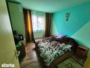 Apartament cu 4 camere, balcon/renovat recent — miniatura 4