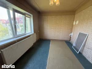 Apartament cu 2 camere, 52 mp + balcon, etaj 4/5 - Ideal pentru invest — miniatura 5