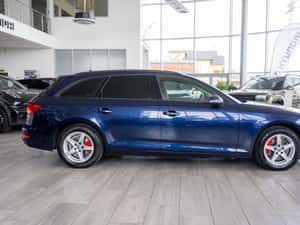 Audi A4 Semi-automată 120 HP Diesel — miniatura 5