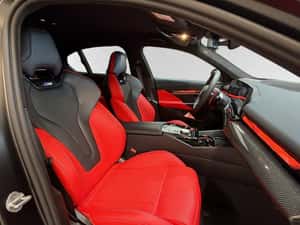 BMW M5 plug-in hybrid 2025, 727 CP, 68.600 km — miniatura 2