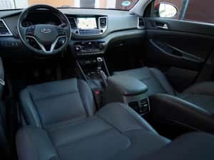 Hyundai Tucson Luxury Edition 2018, 185cp, 4x4, 15850 EUR — miniatura 6