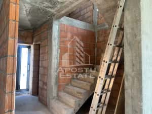 Duplex P+E, despartire prin camera tehnica, 4 camere, in Sanandrei — miniatura 8