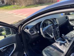 Volvo V60 Design Plug Hybyd — miniatura 8