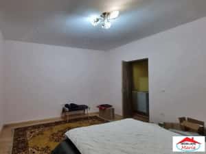 Casa parter 3 camere semicentral cu teren 417 mp — miniatura 4