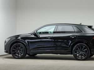 Audi Q8 SUV 2025 - Second hand, 12400 km, 92.273 EUR — miniatura 4