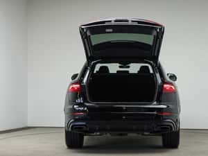Audi Q8 SUV 2025 - Second hand, 12400 km, 92.273 EUR — miniatura 5