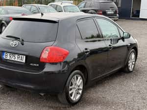 Toyota Auris 2009 — miniatura 4