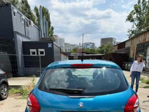 Vand Peugeot 208, masina personala. — miniatura 6