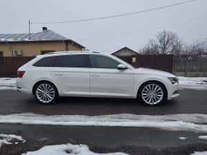 Skoda Superb Laurin & Klement 4×2 — miniatura 3