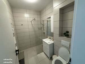 Inchiriez apartament 1 camera sagului 2023 — miniatura 3