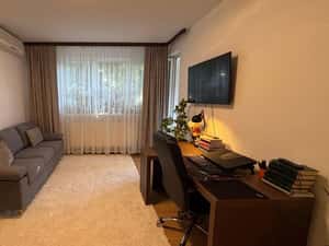 3 camere | luminos| Centrală Viessmann | Parcare | 6 min Metru Jiului