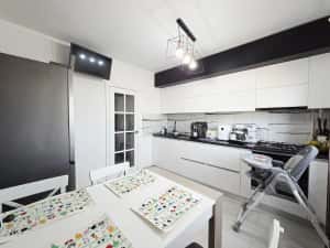 Apartament renovat cu simt de raspundere mobilat si utilat GATA DE MUTAT — miniatura 7